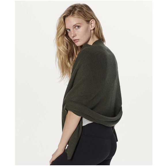 Lululemon Wool Be Cozy Dark Olive Green Poncho - Picture 2 of 5